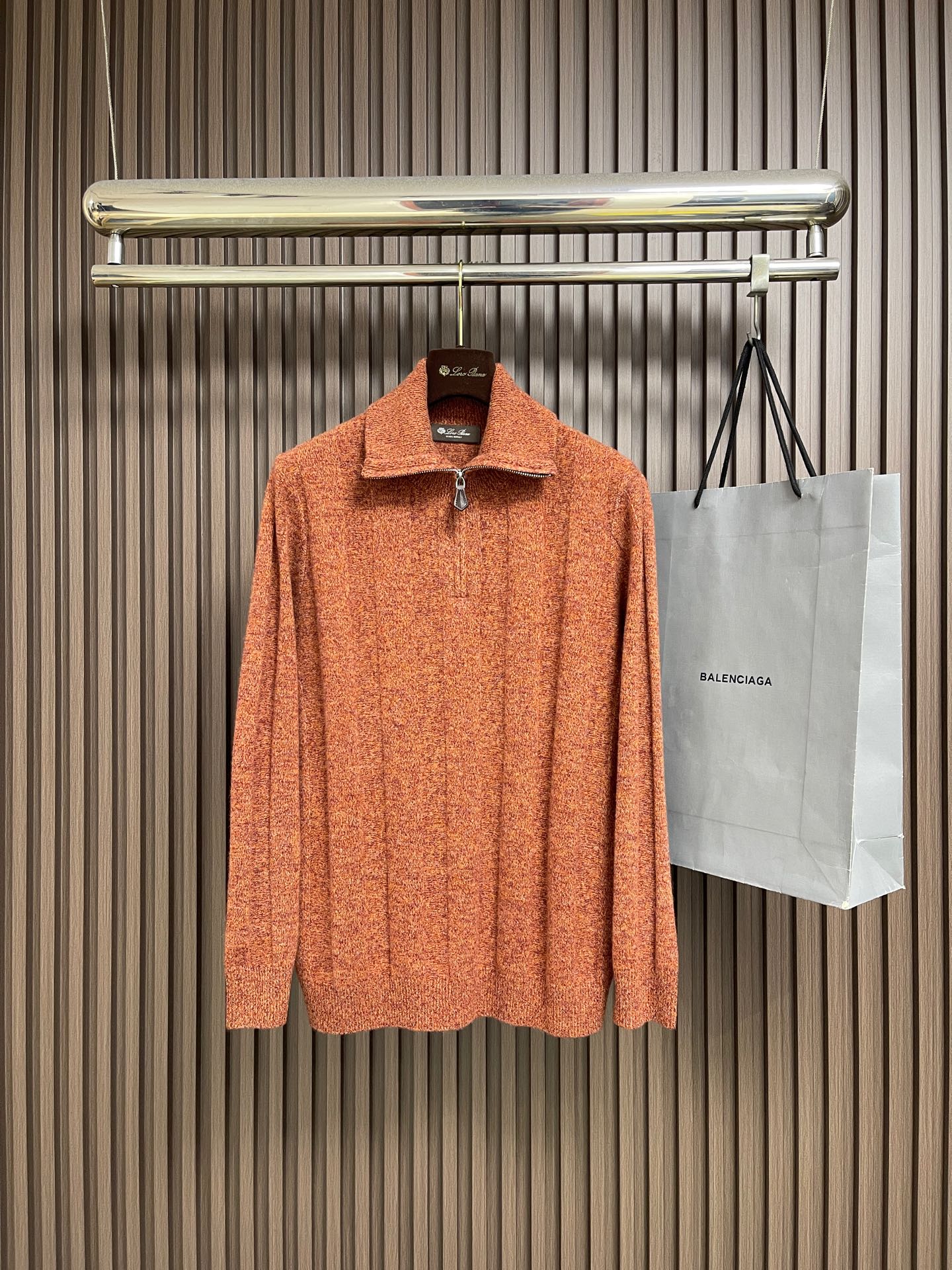🛒🛒Loro piana 半拉链毛衣Polo针织衫，混纺针织面料，羊毛 山羊绒、面料厚实软糯，哑光高级质感，抗起球不易松