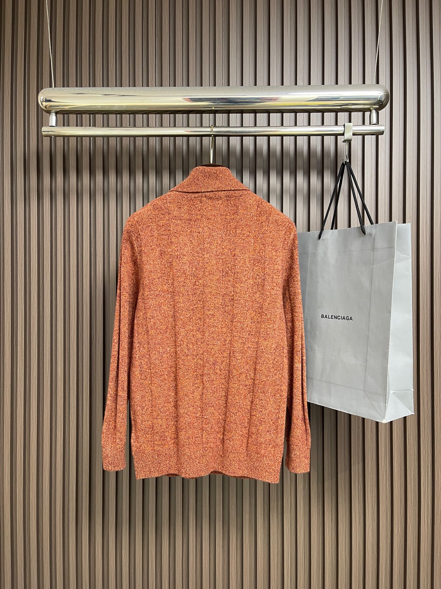 🛒🛒Loro piana 半拉链毛衣Polo针织衫,混纺针织面料,羊毛 山羊绒、面料厚实软糯,哑光高级质感,抗起球不易松 🛒🛒Loro piana 半拉链毛衣Polo针织衫,混纺针织面料,羊毛 山羊绒、面料厚实软糯,哑光高级质感,抗起球不易松