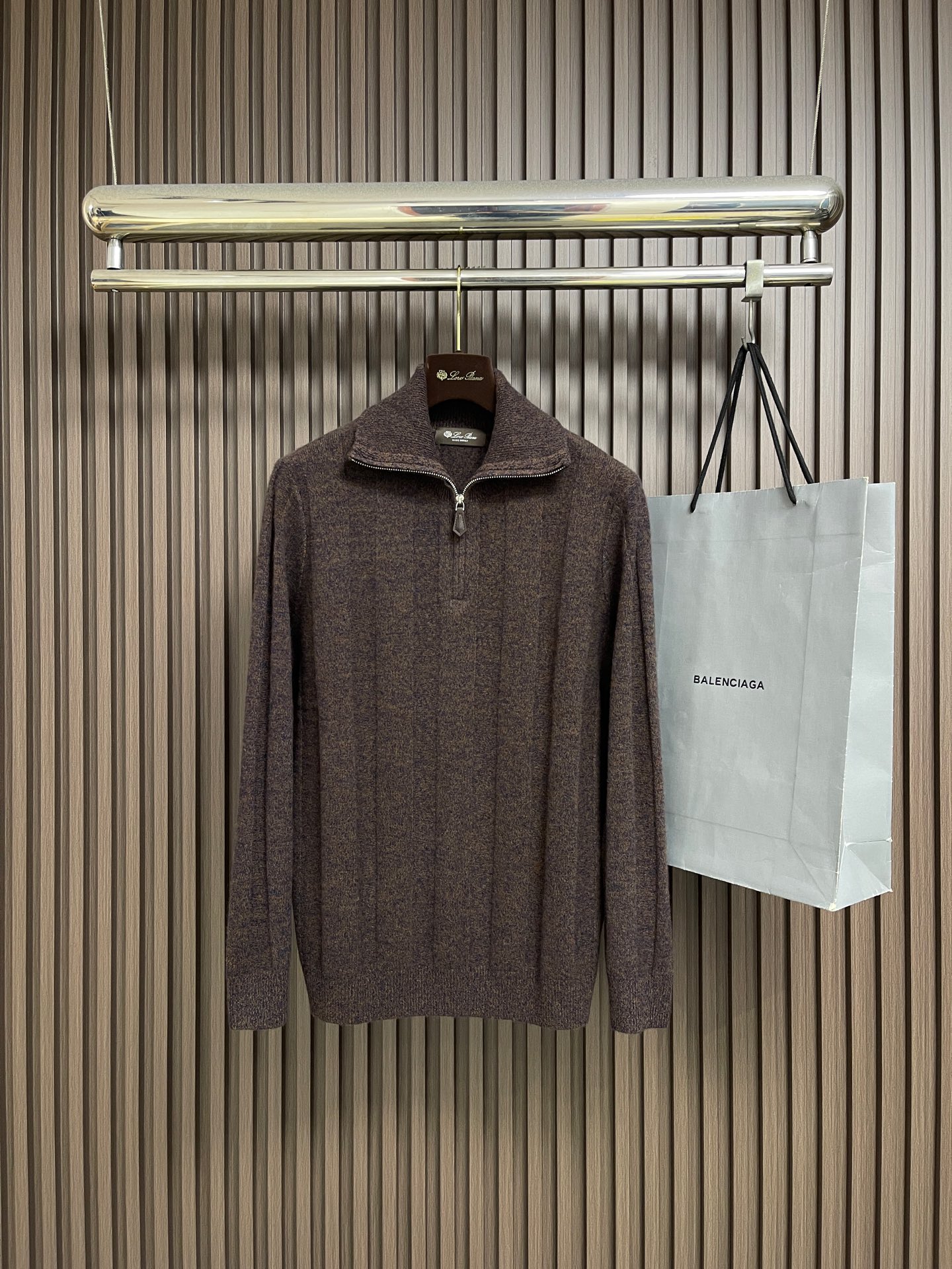 🛒🛒Loro piana 半拉链毛衣Polo针织衫，混纺针织面料，羊毛 山羊绒、面料厚实软糯，哑光高级质感，抗起球不易松