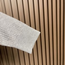 🛒🛒Loro piana 圆领针织毛衣,匠心圆领版型,低调精致,不张扬却处处考究,恰到好处修饰脖颈线条,日常内搭、单穿都 🛒🛒Loro piana 圆领针织毛衣,匠心圆领版型,低调精致,不张扬却处处考究,恰到好处修饰脖颈线条,日常内搭、单穿都