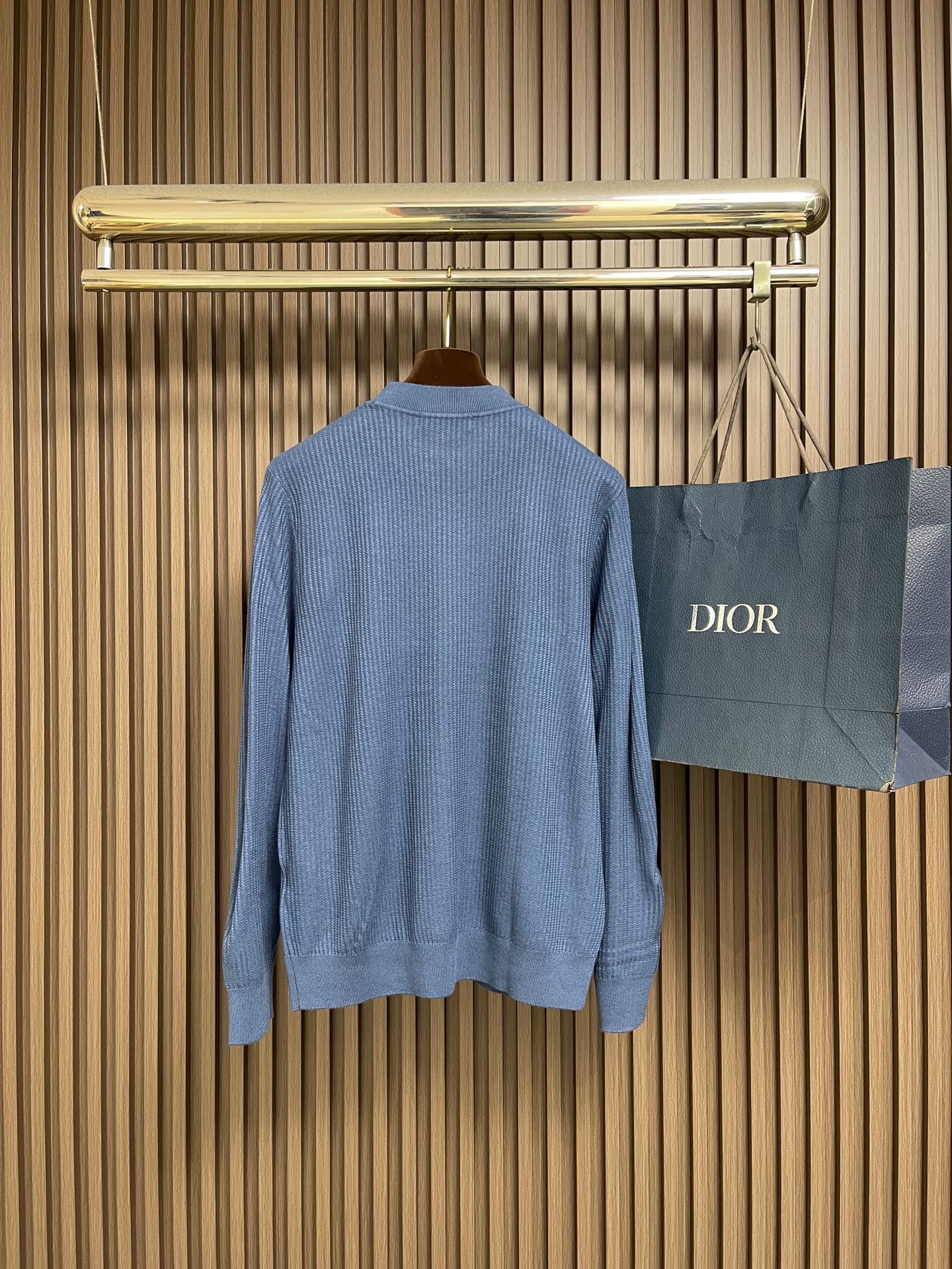 🛒🛒Loro piana 圆领针织毛衣,匠心圆领版型,低调精致,不张扬却处处考究,恰到好处修饰脖颈线条,日常内搭、单穿都 🛒🛒Loro piana 圆领针织毛衣,匠心圆领版型,低调精致,不张扬却处处考究,恰到好处修饰脖颈线条,日常内搭、单穿都