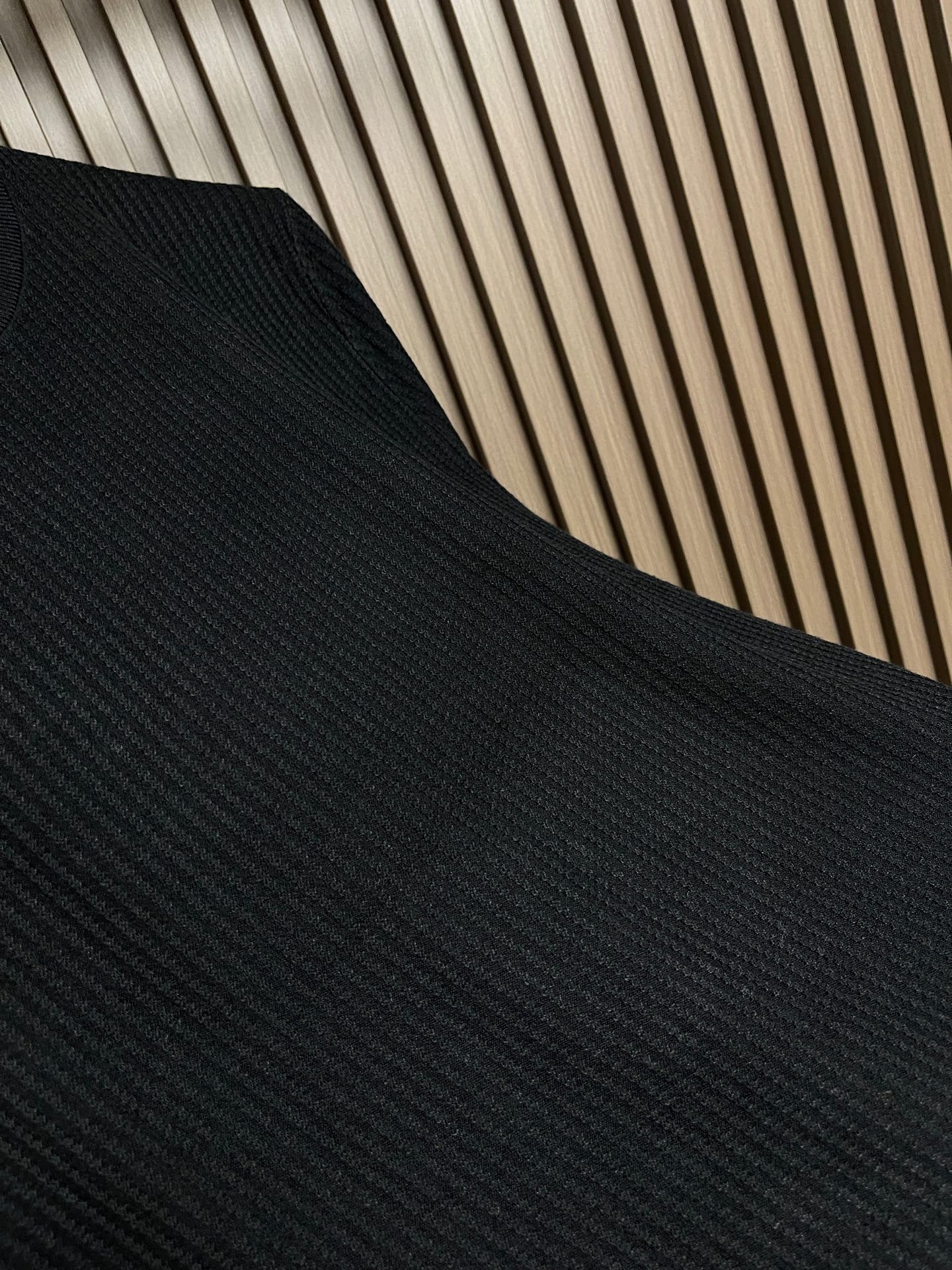 🛒🛒Loro piana 圆领针织毛衣,匠心圆领版型,低调精致,不张扬却处处考究,恰到好处修饰脖颈线条,日常内搭、单穿都 🛒🛒Loro piana 圆领针织毛衣,匠心圆领版型,低调精致,不张扬却处处考究,恰到好处修饰脖颈线条,日常内搭、单穿都