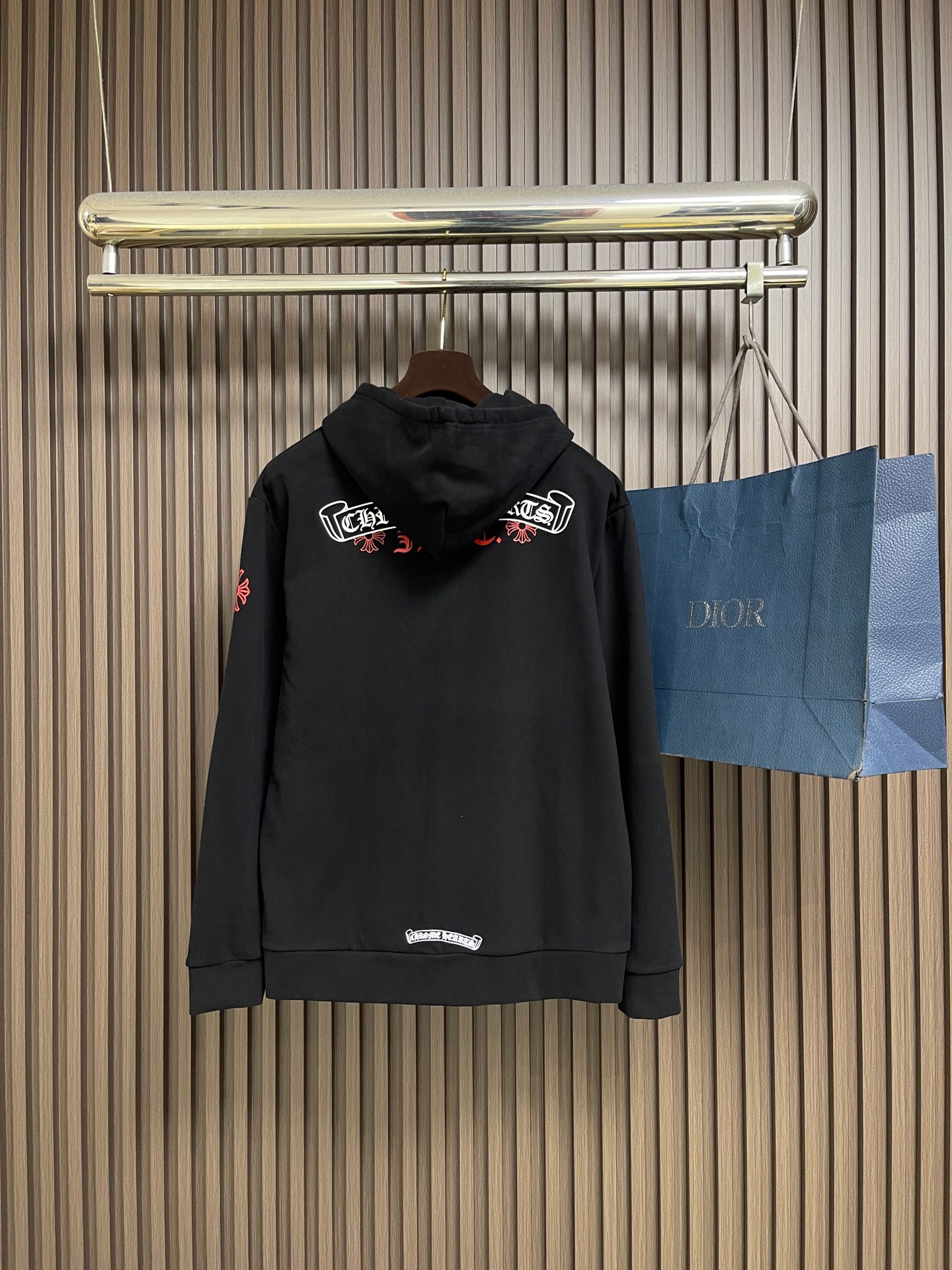 🛒🛒CHOME HEARTS CH 克罗心十字花拉链连帽卫衣外套,经典全拉链连帽,胸口字母布标、袖子红色十字花、下摆CH 🛒🛒CHOME HEARTS CH 克罗心十字花拉链连帽卫衣外套,经典全拉链连帽,胸口字母布标、袖子红色十字花、下摆CH