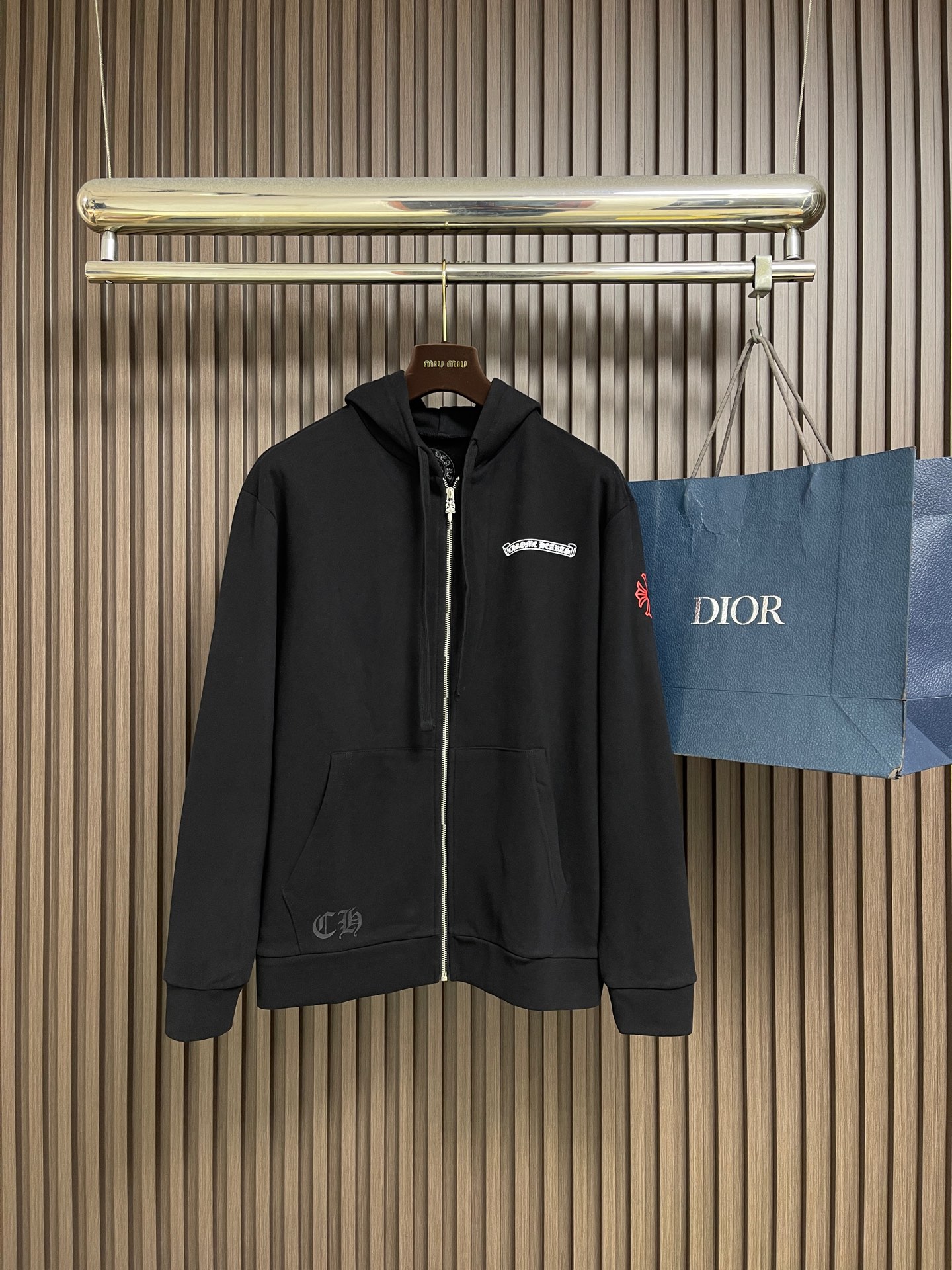 🛒🛒CHOME HEARTS CH 克罗心十字花拉链连帽卫衣外套，经典全拉链连帽，胸口字母布标、袖子红色十字花、下摆CH