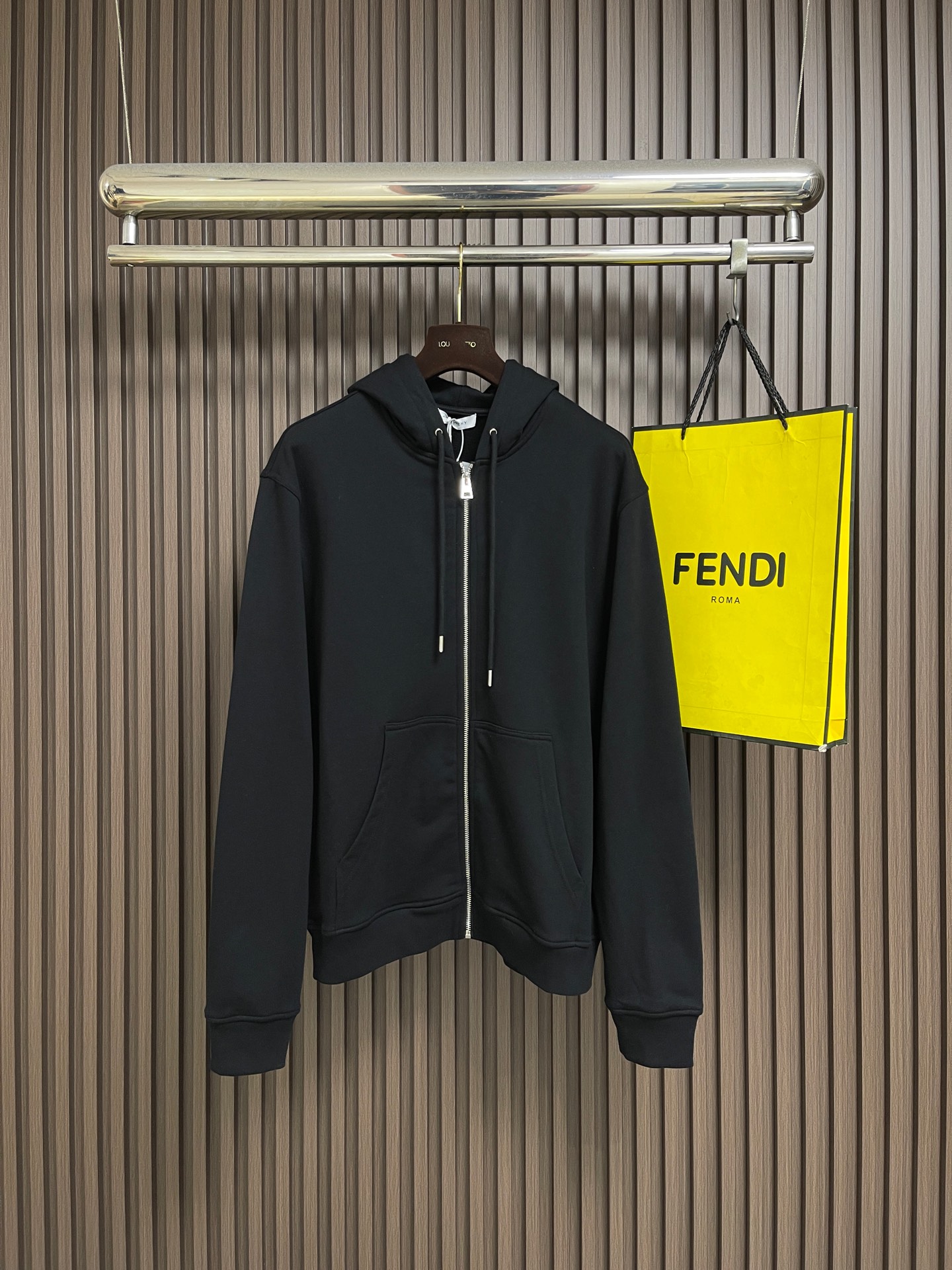 🛒🛒GIVENCHY 艺术印花连帽外套，面料采用原版一致430克双股纯棉毛圈材质，经预缩与柔软定型工艺处理，触感厚实软糯