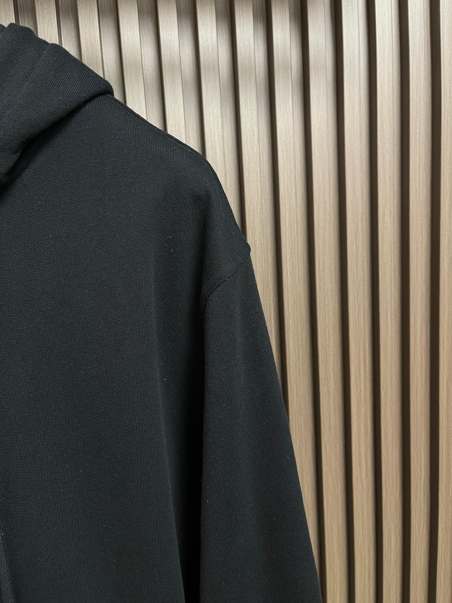 🛒🛒GIVENCHY 艺术印花连帽外套，面料采用原版一致430克双股纯棉毛圈材质，经预缩与柔软定型工艺处理，触感厚实软糯