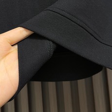 🛒🛒Zegna 2026ss秋冬新款翻领长袖Polo,衣橱必备的一款 看似简单 领口大小宽窄 考验师傅功底 来来回回打了 🛒🛒Zegna 2026ss秋冬新款翻领长袖Polo,衣橱必备的一款 看似简单 领口大小宽窄 考验师傅功底 来来回回打了