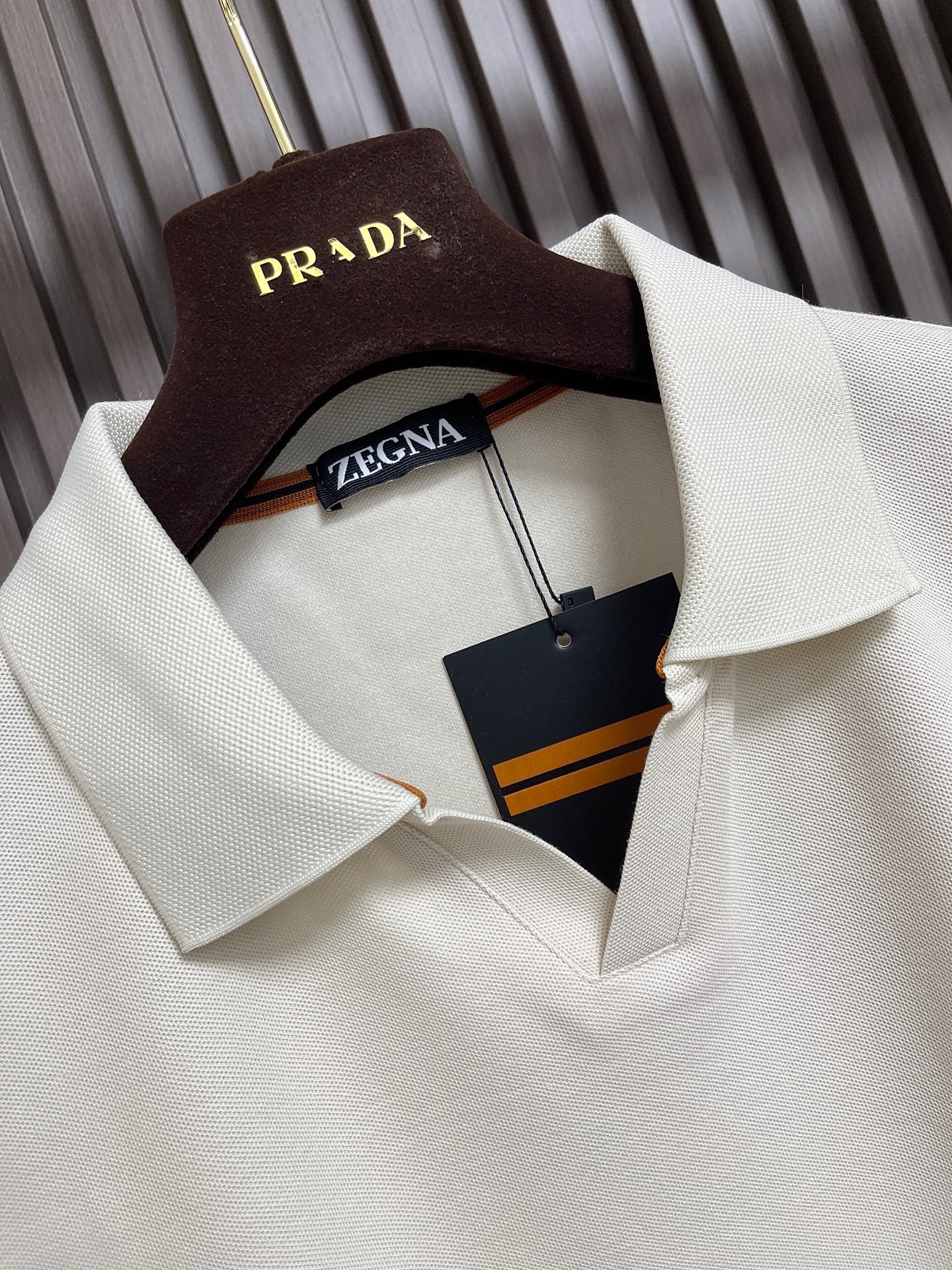 🛒🛒Zegna 2026ss秋冬新款翻领长袖Polo，衣橱必备的一款 看似简单 领口大小宽窄 考验师傅功底 来来回回打了