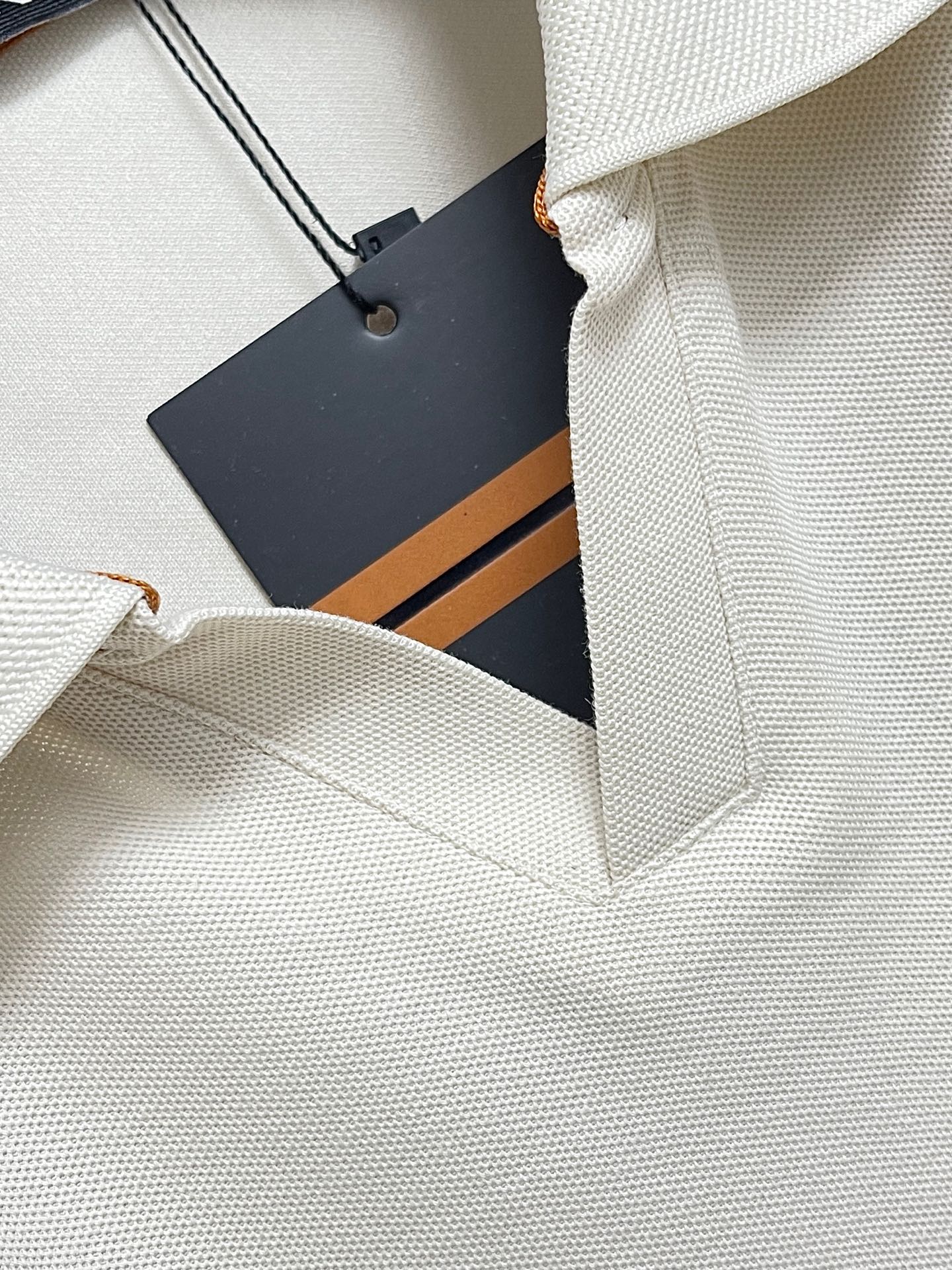 🛒🛒Zegna 2026ss秋冬新款翻领长袖Polo，衣橱必备的一款 看似简单 领口大小宽窄 考验师傅功底 来来回回打了