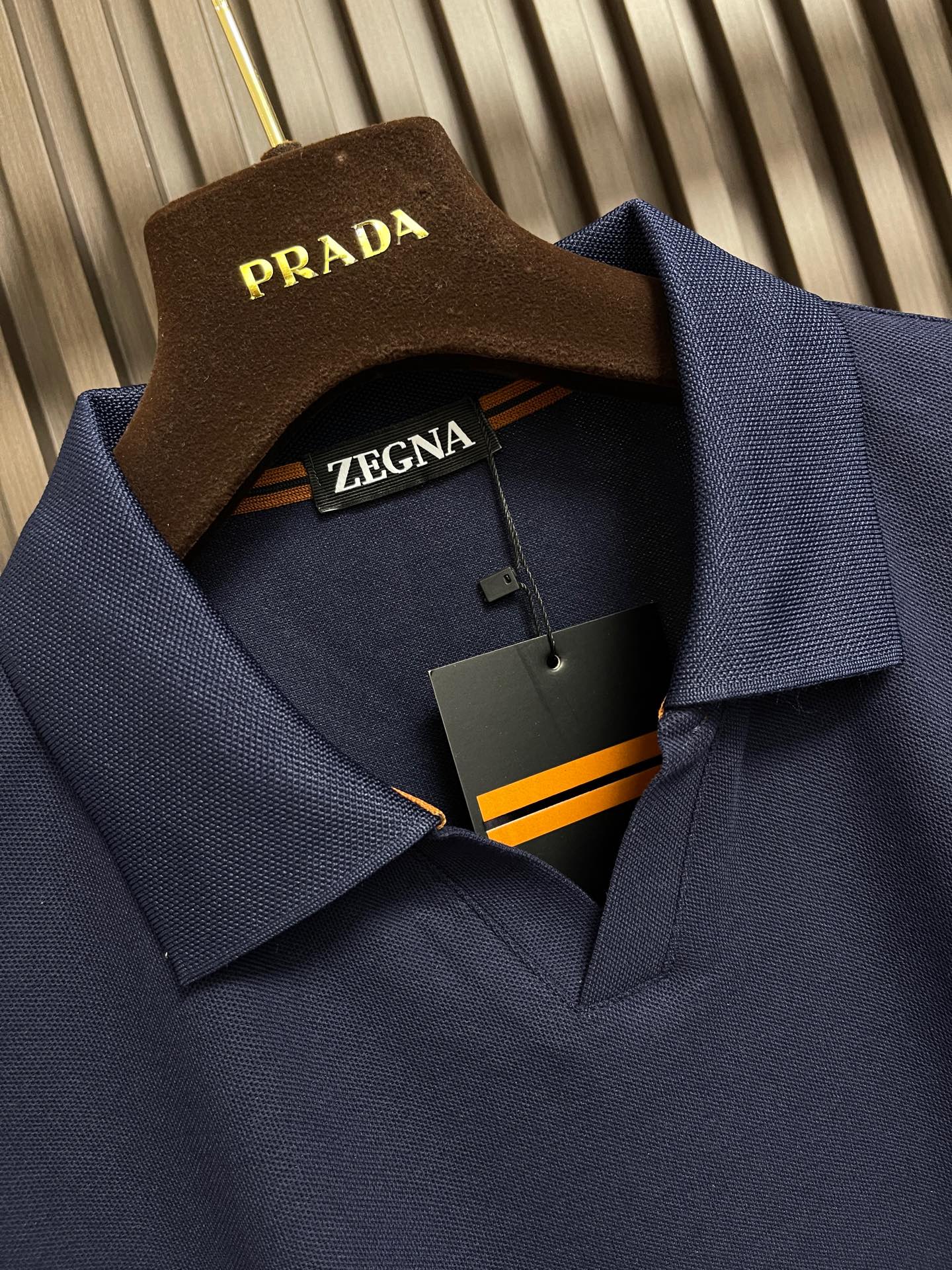 🛒🛒Zegna 2026ss秋冬新款翻领长袖Polo，衣橱必备的一款 看似简单 领口大小宽窄 考验师傅功底 来来回回打了