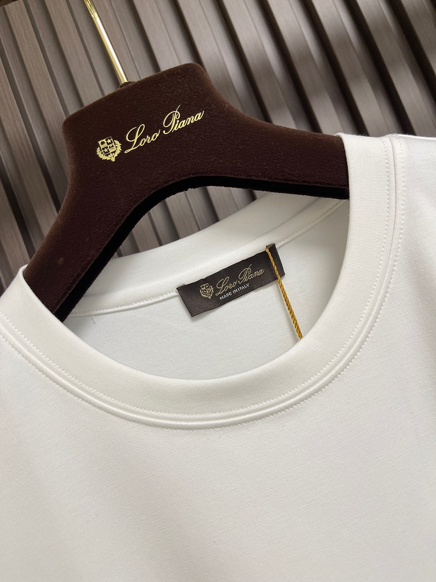 🛒🛒Loro piana LoroPiana 2026ss夏装新品短袖T恤，进口顶极精梳棉面料，极为亲肤舒适 摸上去非常