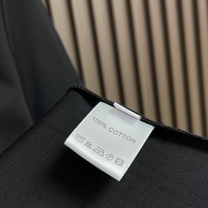 🛒🛒Loro piana LoroPiana 2026ss夏装新品短袖T恤,进口顶极精梳棉面料,极为亲肤舒适 摸上去非常 🛒🛒Loro piana LoroPiana 2026ss夏装新品短袖T恤,进口顶极精梳棉面料,极为亲肤舒适 摸上去非常