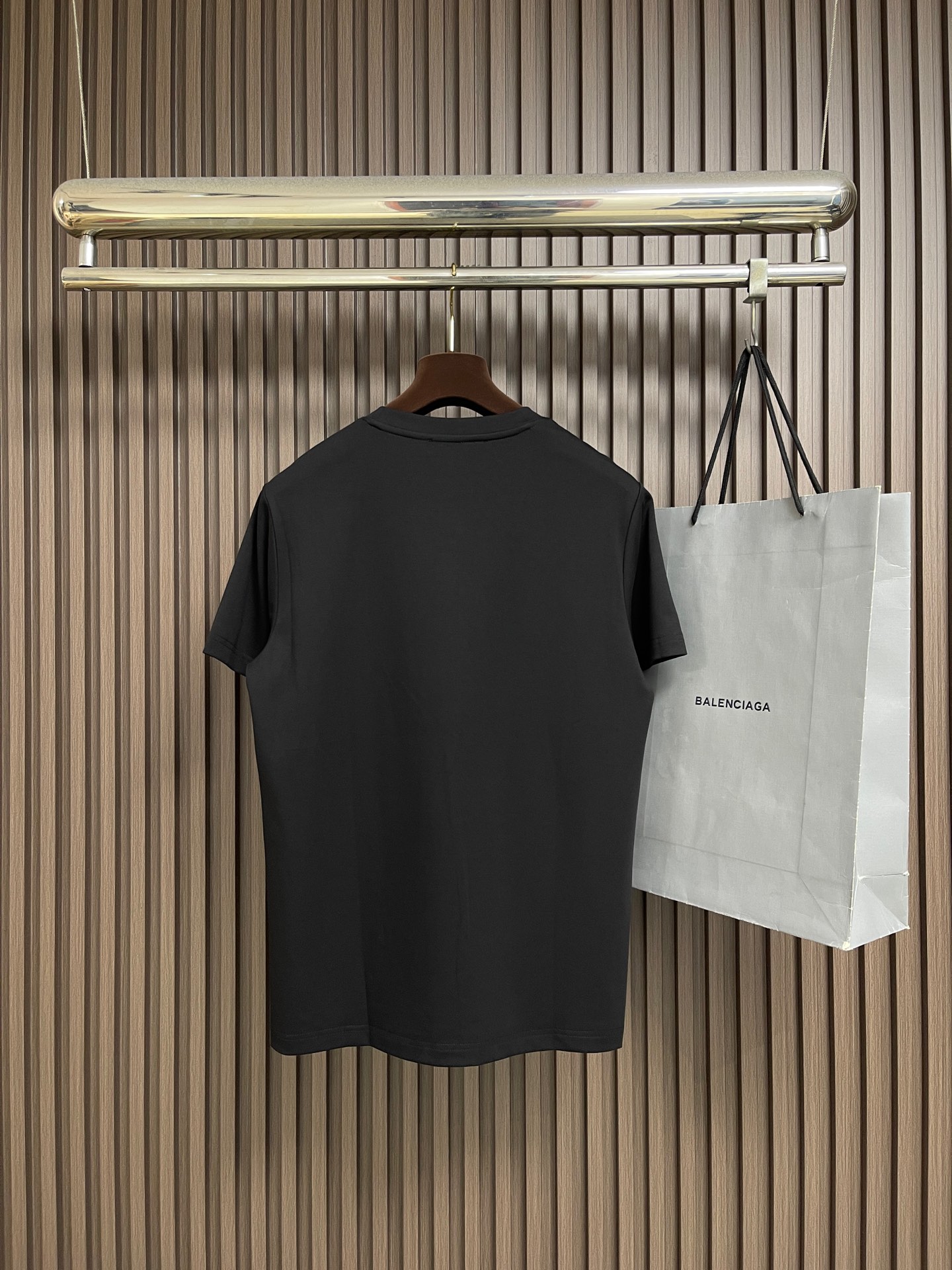 🛒🛒Loro piana LoroPiana 2026ss夏装新品短袖T恤,进口顶极精梳棉面料,极为亲肤舒适 摸上去非常 🛒🛒Loro piana LoroPiana 2026ss夏装新品短袖T恤,进口顶极精梳棉面料,极为亲肤舒适 摸上去非常
