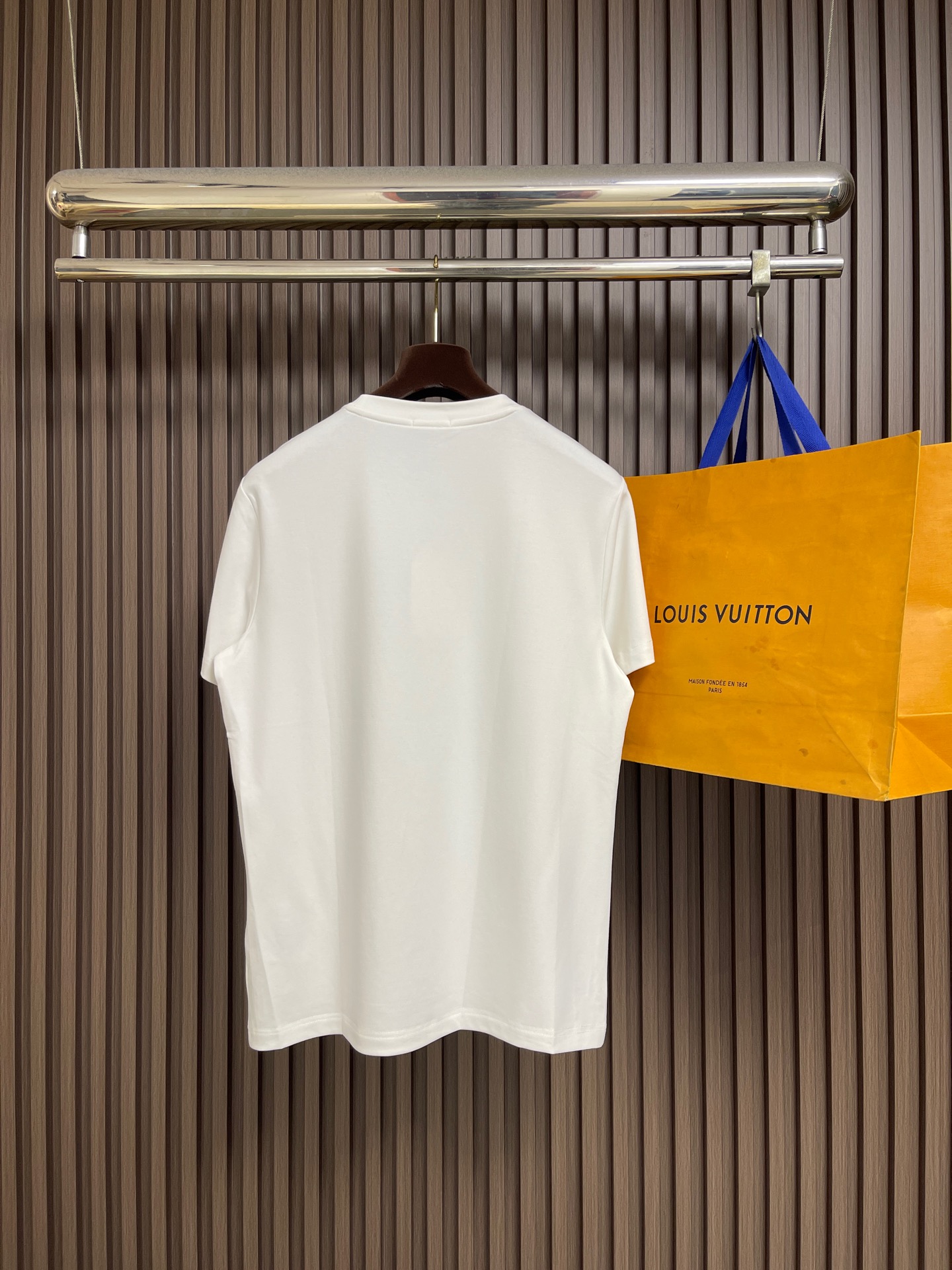 🛒🛒MONCLER 2026ss春夏新款短袖T恤，面料采用新疆长绒棉，纤维长度和强度远超普通棉，面料抗起球、抗拉伸，且透