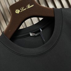 🛒🛒MONCLER 2026ss春夏新款短袖T恤,面料采用新疆长绒棉,纤维长度和强度远超普通棉,面料抗起球、抗拉伸,且透 🛒🛒MONCLER 2026ss春夏新款短袖T恤,面料采用新疆长绒棉,纤维长度和强度远超普通棉,面料抗起球、抗拉伸,且透