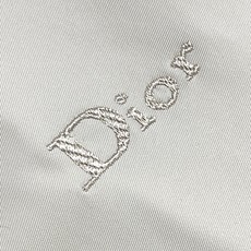 🛒🛒Dior 工装风双向拉链夹克外套,这款拉链工装重塑复古工装美学,甄选混纺面料打造柔和哑光质感,提供米白、纯黑双色选择 🛒🛒Dior 工装风双向拉链夹克外套,这款拉链工装重塑复古工装美学,甄选混纺面料打造柔和哑光质感,提供米白、纯黑双色选择