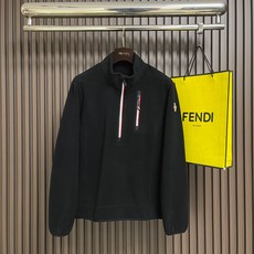 🛒🛒MONCLER 2026SS秋冬新款摇粒绒立领拉链外套,五金辅料全品相订单,秋季实穿性很高的一款,合体的剪裁密度高挺 🛒🛒MONCLER 2026SS秋冬新款摇粒绒立领拉链外套,五金辅料全品相订单,秋季实穿性很高的一款,合体的剪裁密度高挺