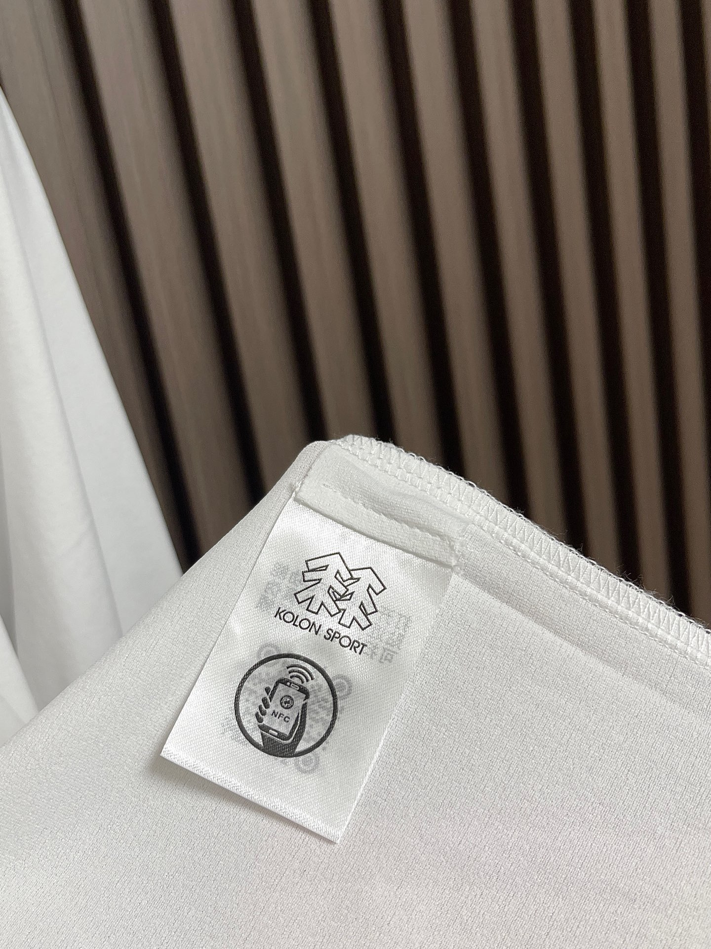 🛒🛒KOLON SPORT可隆长袖翻领Polo衫 定制高弹面料 无痕做工字母经典logo 男女同款 轻盈时尚适合多场所穿