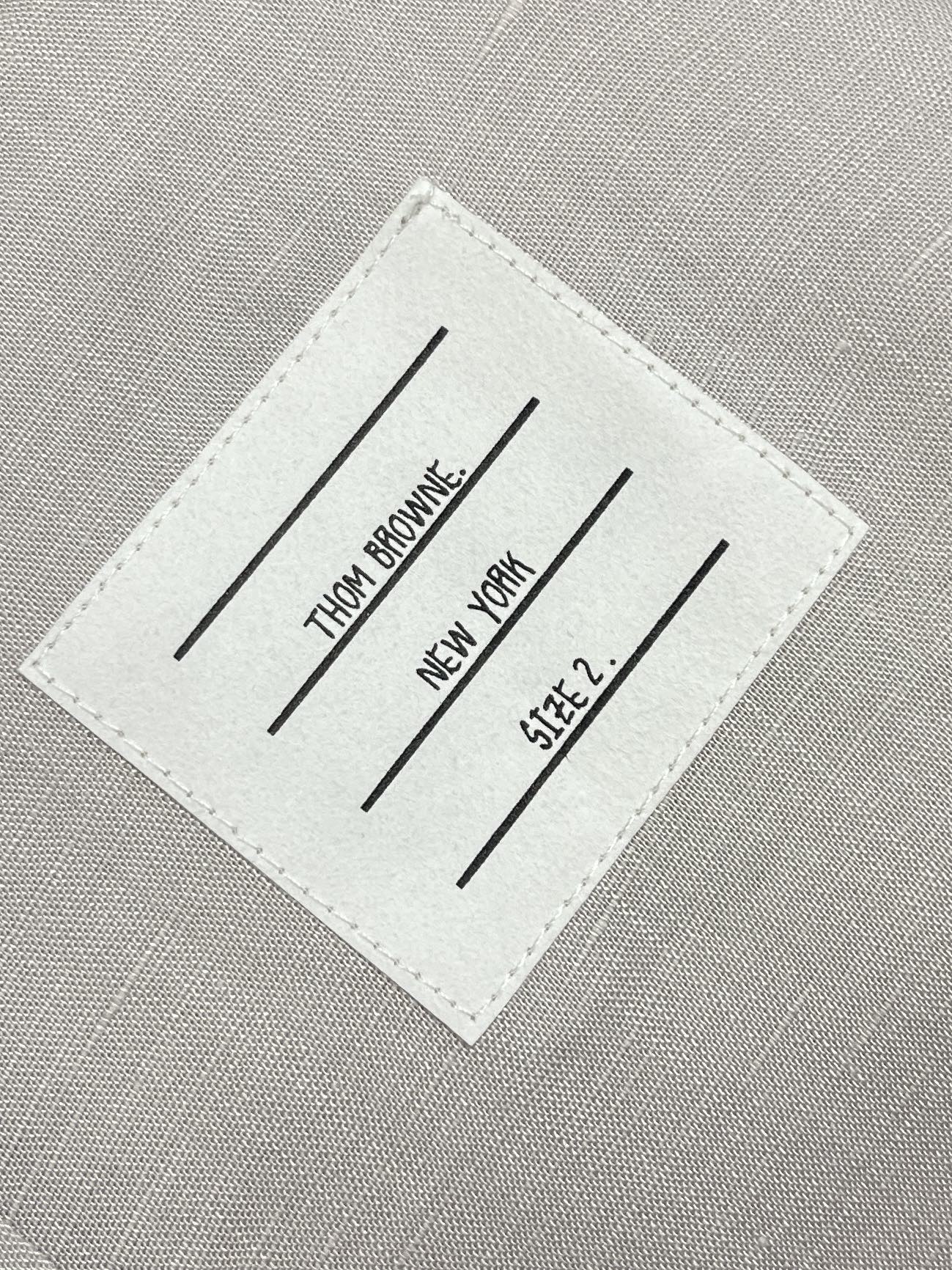 🛒🛒Thom browne TB 新品休闲长袖衬衫 进口原版科技面料，柔软舒适，上身舒适透气，独特设计风格，无论是单穿还
