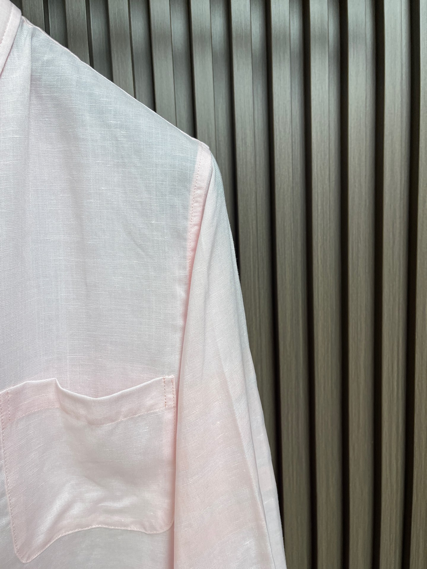 🛒🛒Thom browne TB 新品休闲长袖衬衫 进口原版科技面料，柔软舒适，上身舒适透气，独特设计风格，无论是单穿还