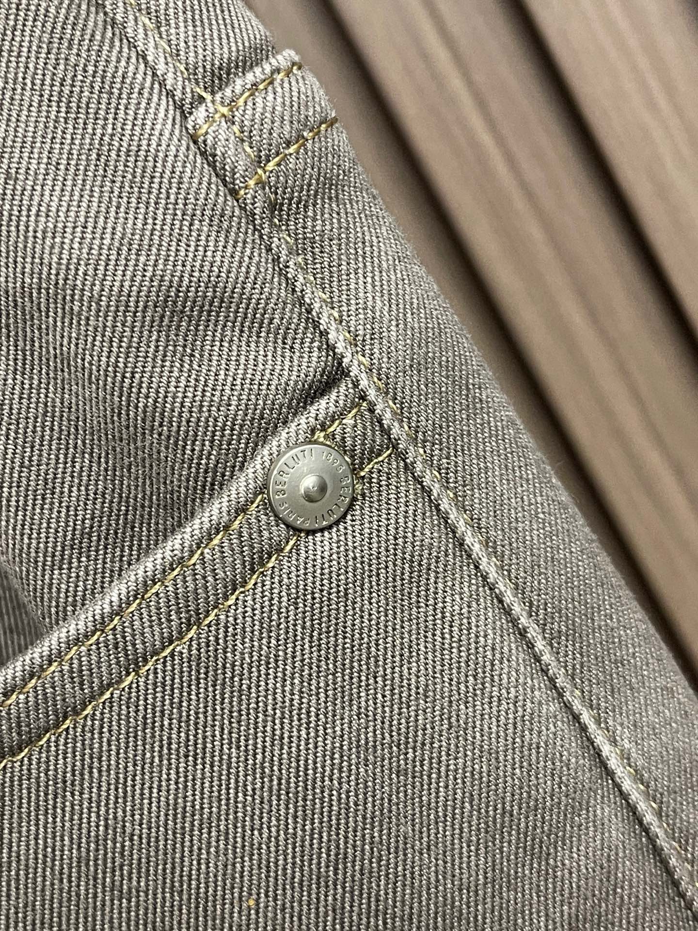 🛒🛒Berluti 2026SS 早秋新款直筒牛仔裤！法国奢华高端品牌重磅打造专为绅士们提供匠心独具的时尚优雅单品！Be