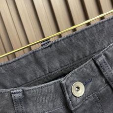 🛒🛒Berluti 2026SS 早秋新款直筒牛仔裤!法国奢华高端品牌重磅打造专为绅士们提供匠心独具的时尚优雅单品!Be 🛒🛒Berluti 2026SS 早秋新款直筒牛仔裤!法国奢华高端品牌重磅打造专为绅士们提供匠心独具的时尚优雅单品!Be