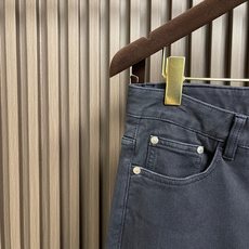 🛒🛒Berluti 2026SS 早秋新款直筒牛仔裤!法国奢华高端品牌重磅打造专为绅士们提供匠心独具的时尚优雅单品!Be 🛒🛒Berluti 2026SS 早秋新款直筒牛仔裤!法国奢华高端品牌重磅打造专为绅士们提供匠心独具的时尚优雅单品!Be