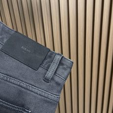 🛒🛒Berluti 2026SS 早秋新款直筒牛仔裤!法国奢华高端品牌重磅打造专为绅士们提供匠心独具的时尚优雅单品!Be 🛒🛒Berluti 2026SS 早秋新款直筒牛仔裤!法国奢华高端品牌重磅打造专为绅士们提供匠心独具的时尚优雅单品!Be