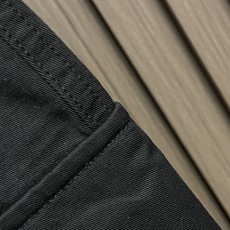 🛒🛒Burberry 经典格纹调节袢多口袋工装裤,采用定织定染黑色工装棉质面料,纱支密度、克重、挺括感完全对标原版,腰侧 🛒🛒Burberry 经典格纹调节袢多口袋工装裤,采用定织定染黑色工装棉质面料,纱支密度、克重、挺括感完全对标原版,腰侧