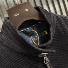 🛒🛒拉夫劳伦 RL Ralph Lauren 刺绣灯芯绒夹克外套,定制宽棱纹韵丝缕灯芯绒雅织,以一抹深邃的藏蓝色优雅呈现 🛒🛒拉夫劳伦 RL Ralph Lauren 刺绣灯芯绒夹克外套,定制宽棱纹韵丝缕灯芯绒雅织,以一抹深邃的藏蓝色优雅呈现