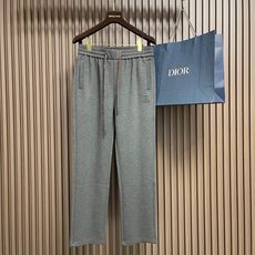 🛒🛒Zegna 2026SS早秋新款休闲长裤。原版裤型上身休闲百搭、随性慵懒范,高级定制面料,订制工艺 舒适感爆棚。尺码 🛒🛒Zegna 2026SS早秋新款休闲长裤。原版裤型上身休闲百搭、随性慵懒范,高级定制面料,订制工艺 舒适感爆棚。尺码