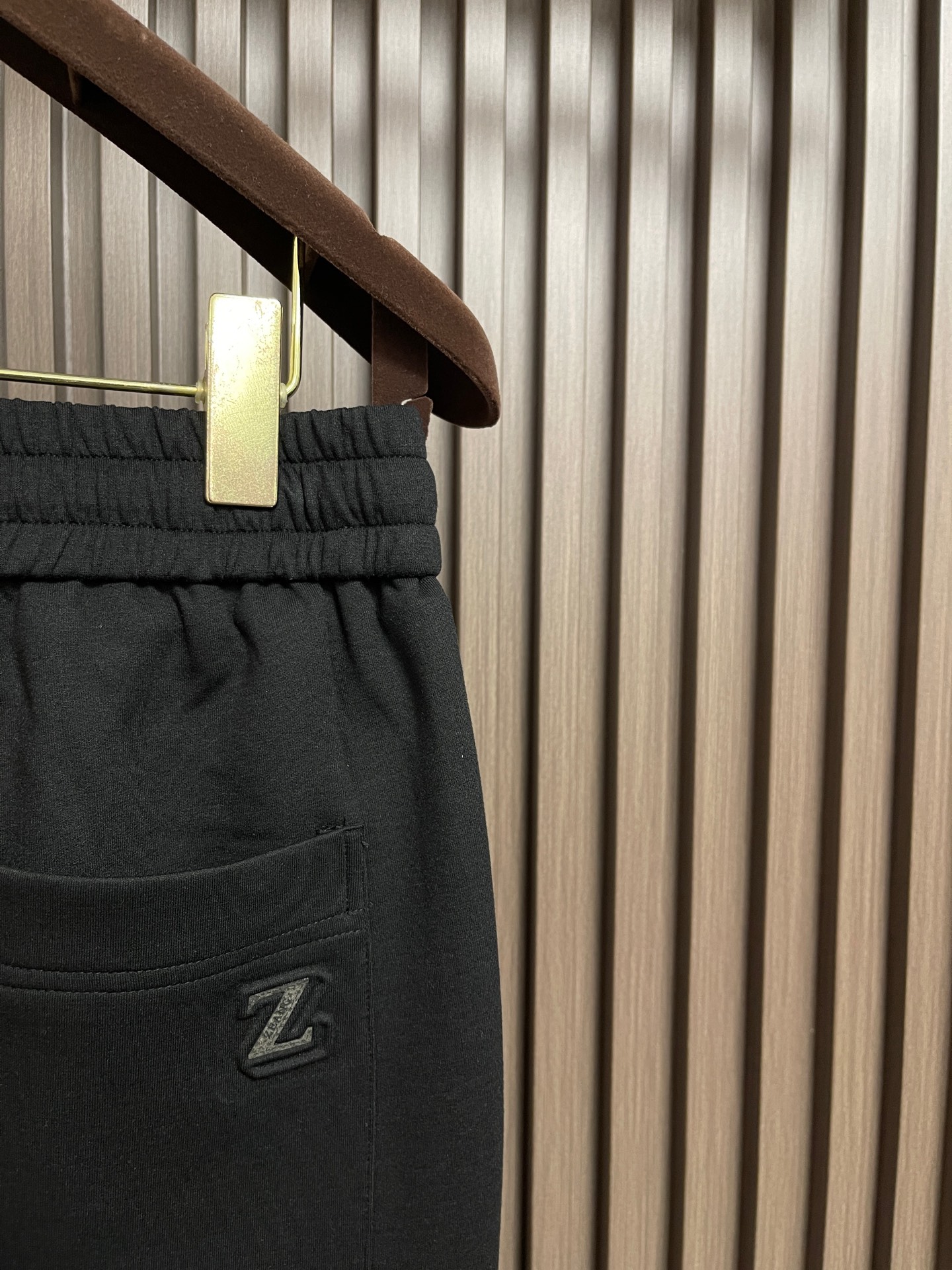🛒🛒Zegna 2026SS早秋新款休闲长裤。原版裤型上身休闲百搭、随性慵懒范，高级定制面料，订制工艺 舒适感爆棚。尺码