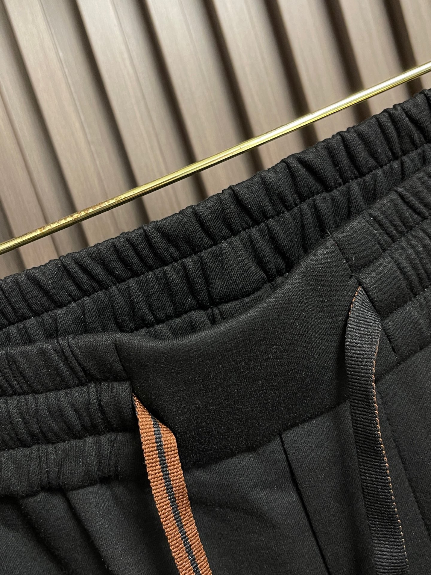 🛒🛒Zegna 2026SS早秋新款休闲长裤。原版裤型上身休闲百搭、随性慵懒范，高级定制面料，订制工艺 舒适感爆棚。尺码
