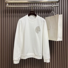 🛒🛒Hermes Paris 马鞍钉贴饰卫衣 定制定染臻密空气层棉 细腻柔软 舒适贴肤 自带不费力的高级感 胸前悄然绘就 🛒🛒Hermes Paris 马鞍钉贴饰卫衣 定制定染臻密空气层棉 细腻柔软 舒适贴肤 自带不费力的高级感 胸前悄然绘就