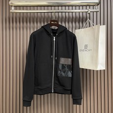 🛒🛒Hermes 2026FW 拼皮标识秋季圆领卫衣。特别定织面料100高支纯棉质地!细看图片面料表面有 纹理,亲肤透气 🛒🛒Hermes 2026FW 拼皮标识秋季圆领卫衣。特别定织面料100高支纯棉质地!细看图片面料表面有 纹理,亲肤透气