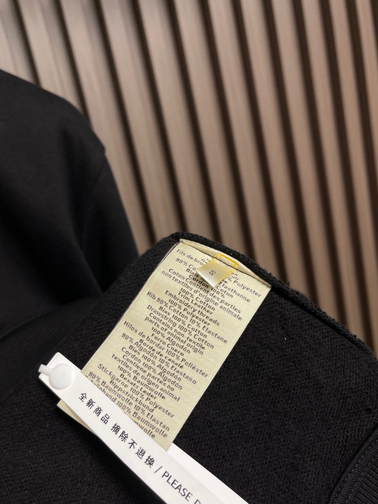 🛒🛒Hermes 2026FW 拼皮标识秋季圆领卫衣。特别定织面料100高支纯棉质地！细看图片面料表面有 纹理，亲肤透气