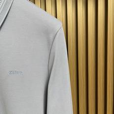 🛒🛒Zegna 翻领长袖Polo衫,采用定制面料,简约奢华,设计感十足!给人简约又不乏味的感觉,营造出低调又独特的个性时 🛒🛒Zegna 翻领长袖Polo衫,采用定制面料,简约奢华,设计感十足!给人简约又不乏味的感觉,营造出低调又独特的个性时