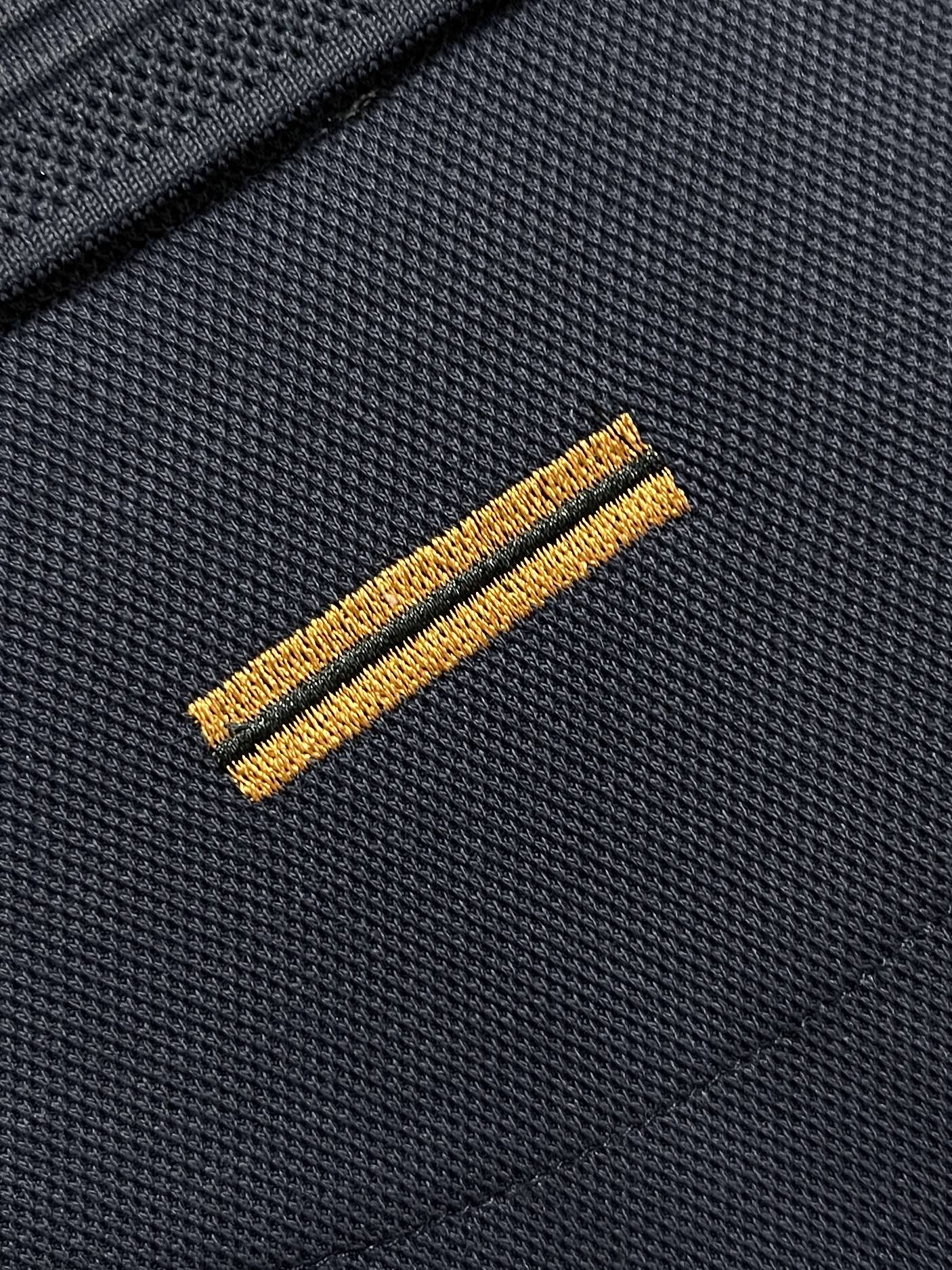 🛒🛒Zegna 翻领长袖Polo衫，采用定制面料，简约奢华，设计感十足！给人简约又不乏味的感觉，营造出低调又独特的个性时