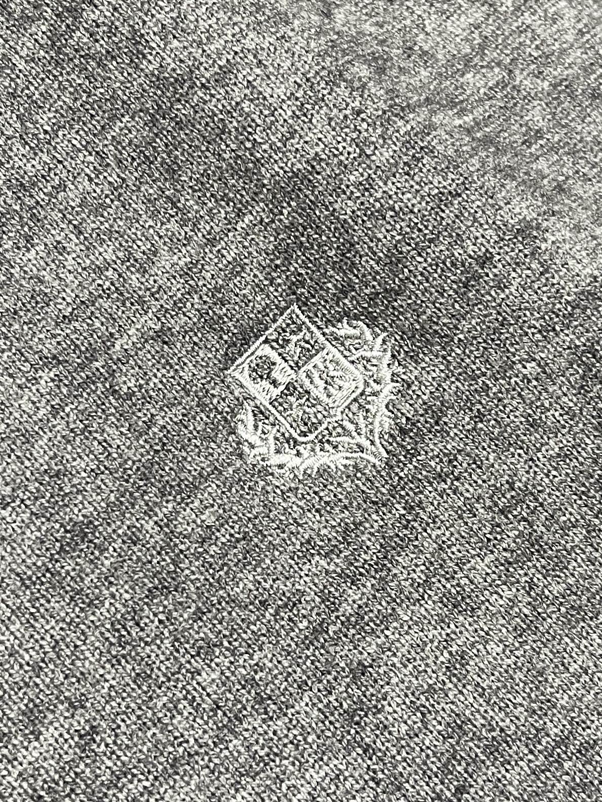 🛒🛒Loro Piano Loro Piana 秋冬新款针织长袖Polo 经典设计感与颜值爆棚，品质更是无法挑剔品控可以