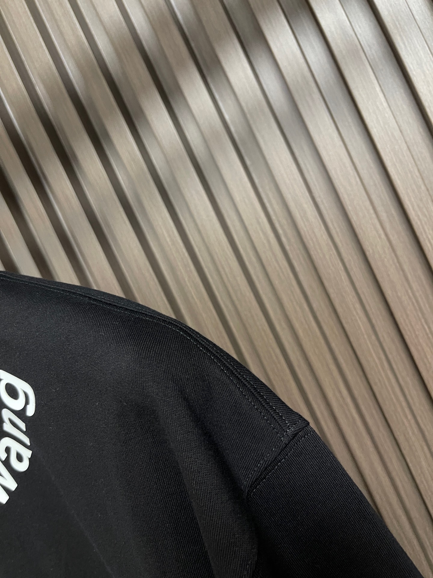 🛒🛒Alexander Wang 2026SS早秋新款 徽标印花圆领短袖T恤，经典圆领搭配立体浮雕徽标印花，纯棉面料柔软