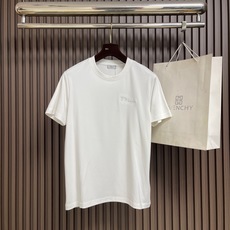 🛒🛒Dior 2026ss夏季新款立体logo标识刺绣短袖T恤,定制长绒棉面料,工艺极度复杂,视觉相当雅致时髦,高贵而优 🛒🛒Dior 2026ss夏季新款立体logo标识刺绣短袖T恤,定制长绒棉面料,工艺极度复杂,视觉相当雅致时髦,高贵而优