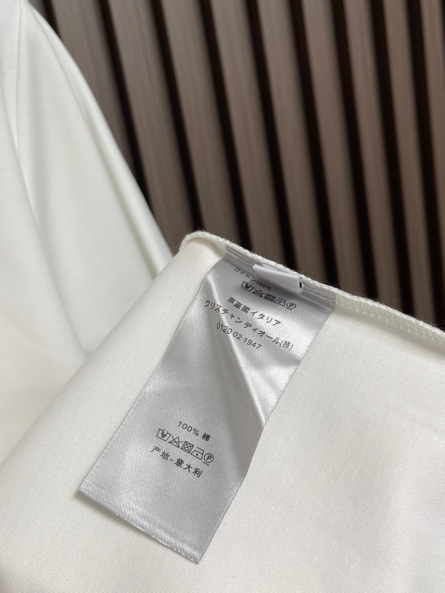 🛒🛒Dior 2026ss夏季新款立体logo标识刺绣短袖T恤，定制长绒棉面料，工艺极度复杂，视觉相当雅致时髦，高贵而优