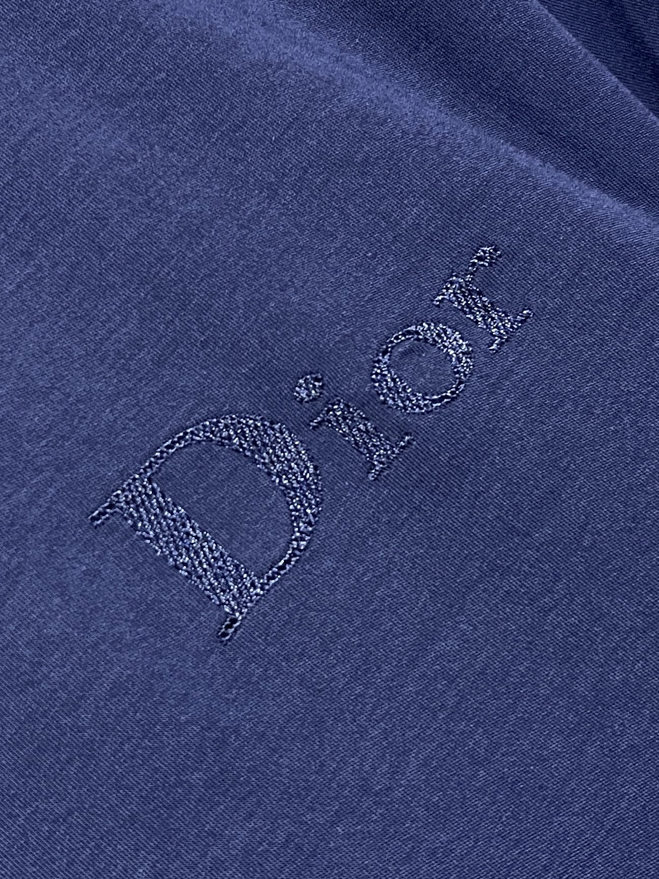 🛒🛒Dior 2026ss夏季新款立体logo标识刺绣短袖T恤，定制长绒棉面料，工艺极度复杂，视觉相当雅致时髦，高贵而优