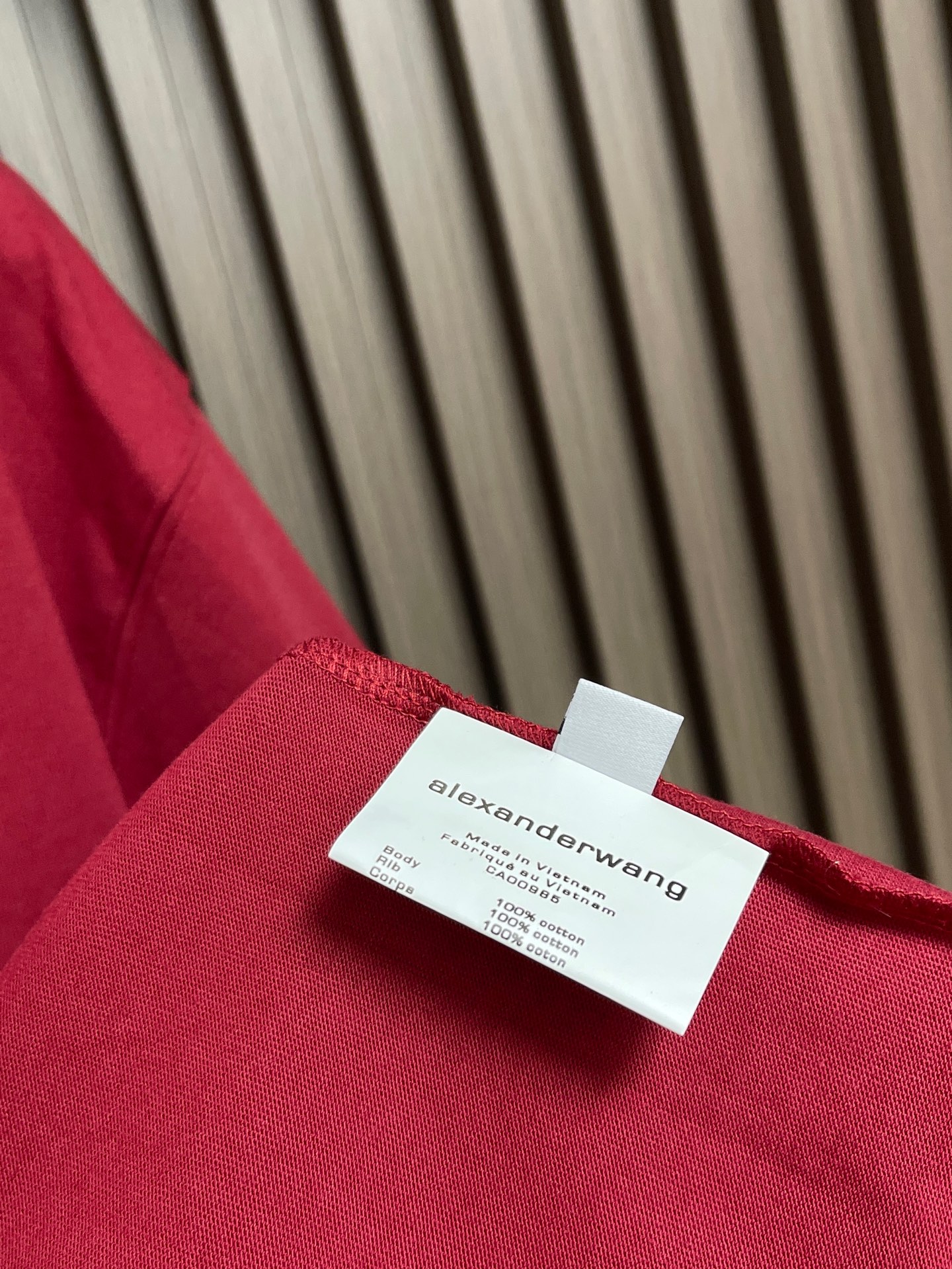 🛒🛒Alexander Wang 2026SS早秋新款 徽标印花圆领短袖T恤，经典圆领搭配立体浮雕徽标印花，纯棉面料柔软