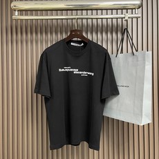 🛒🛒Alexander Wang 2026SS早秋新款 徽标印花圆领短袖T恤,经典圆领搭配立体浮雕徽标印花,纯棉面料柔软 🛒🛒Alexander Wang 2026SS早秋新款 徽标印花圆领短袖T恤,经典圆领搭配立体浮雕徽标印花,纯棉面料柔软