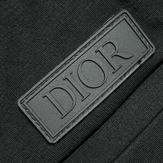  🛒🛒Dior 2026ss男女同款简约休闲百搭棉质抽卫裤,男女时尚小字母徽标织带装饰运动休闲长裤简约经典的徽标带饰点  🛒🛒Dior 2026ss男女同款简约休闲百搭棉质抽卫裤,男女时尚小字母徽标织带装饰运动休闲长裤简约经典的徽标带饰点