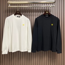 🛒🛒FENDI 2026SS秋季经典棉质圆领长袖T恤,采用24支特纺紧密棉面料,克重380g,具有光泽感的丝光绣线对版定 🛒🛒FENDI 2026SS秋季经典棉质圆领长袖T恤,采用24支特纺紧密棉面料,克重380g,具有光泽感的丝光绣线对版定