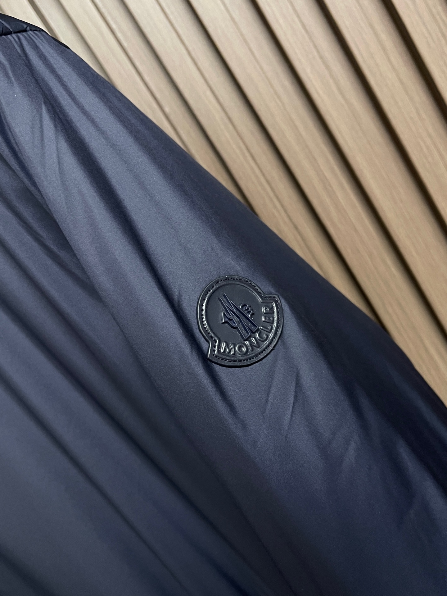 🛒🛒Moncler 2026ss秋冬新款连帽羽绒外套.处处细节显工艺足够的高级   结构性剪裁的设计改变来展现男士多样的