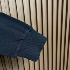 🛒🛒Acne studios 1996复古字母翻领拉链夹克外套,复古做旧翻领,胸口品牌字母刺绣点缀,松弛简约风格,日常穿 🛒🛒Acne studios 1996复古字母翻领拉链夹克外套,复古做旧翻领,胸口品牌字母刺绣点缀,松弛简约风格,日常穿