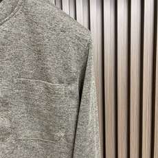 🛒🛒Loro Piana 四粒扣棉质圆领短袖t恤,甄选高品质纯棉面料织造而成,质地柔软细腻、透气亲肤,兼具良好垂坠感与挺 🛒🛒Loro Piana 四粒扣棉质圆领短袖t恤,甄选高品质纯棉面料织造而成,质地柔软细腻、透气亲肤,兼具良好垂坠感与挺